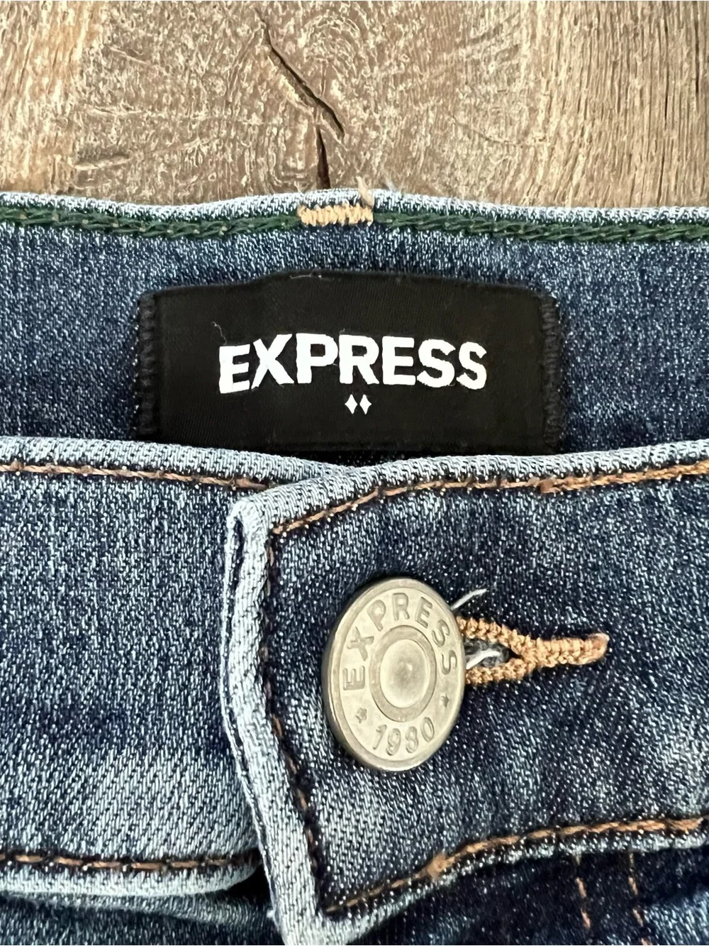 Express two tone